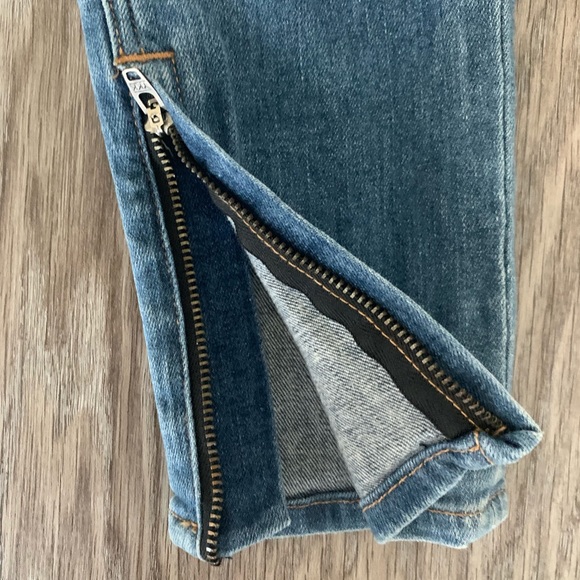 Rag & Bone Ripped Blue Jeans - Picture 4 of 7